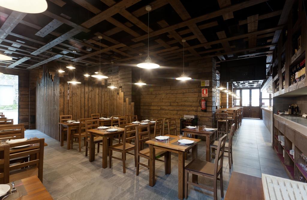 Pension Restaurante Casa Camino Palas de Rei المظهر الخارجي الصورة